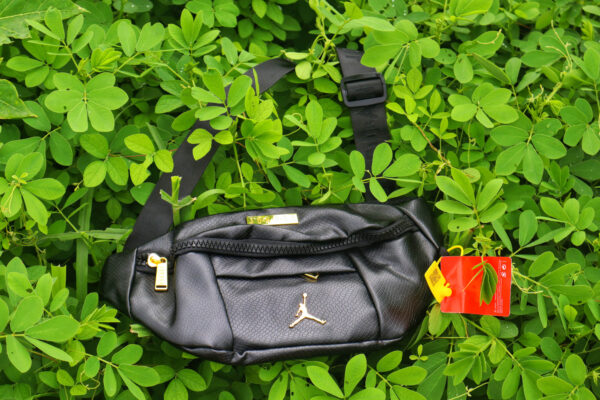 Jordan Chest Bag Black - Image 3
